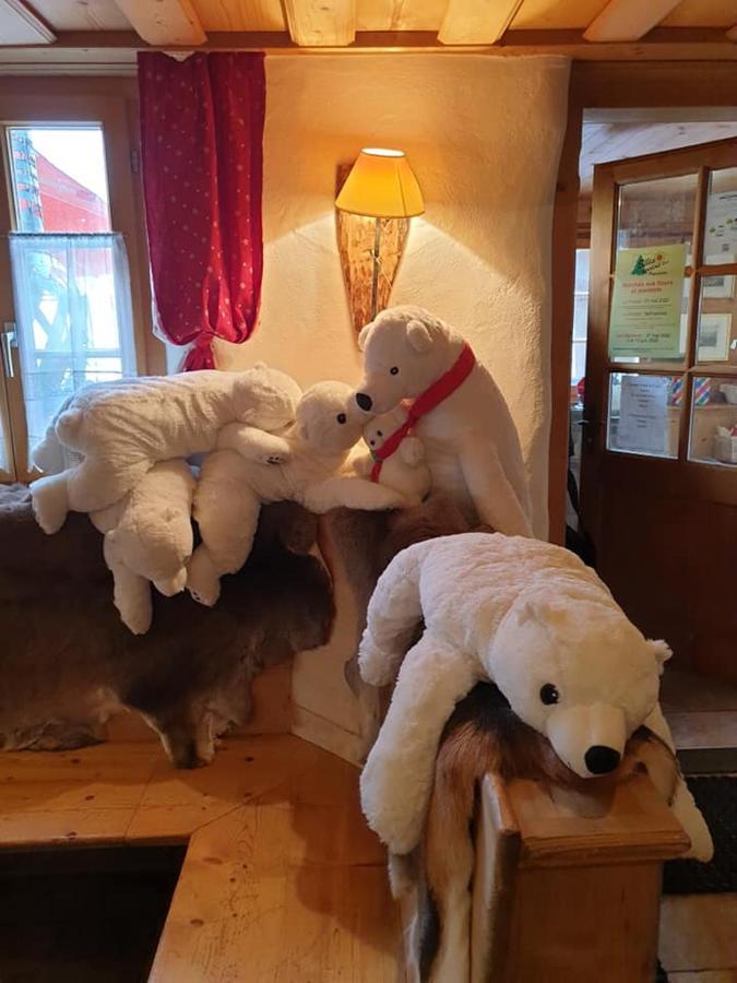 Auberge De L'Ours Vers L'Eglise Bagian luar foto