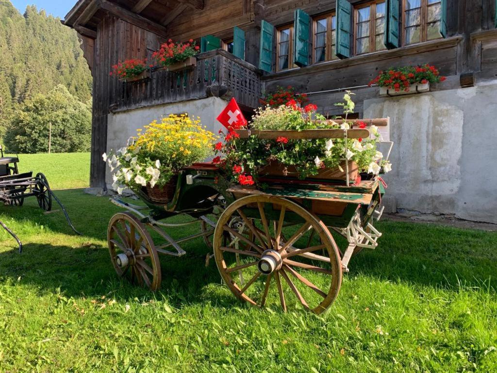 Auberge De L'Ours Vers L'Eglise Bagian luar foto