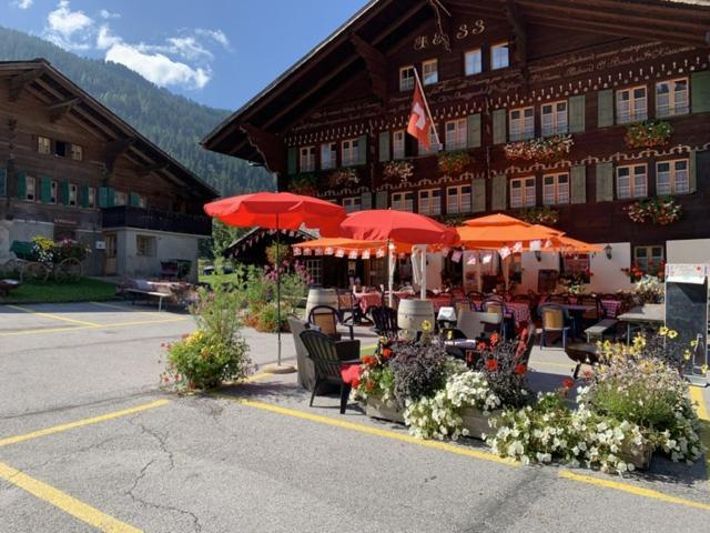 Auberge De L'Ours Vers L'Eglise Bagian luar foto